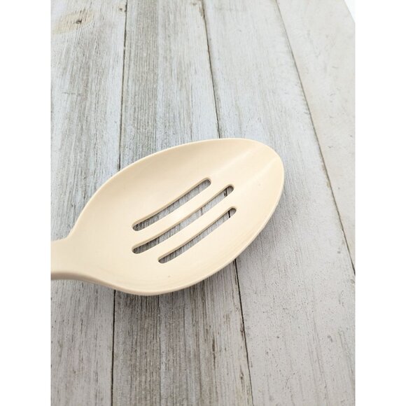 Ekco Slotted Serving Spoon #1 Almond Nylon Plastic 11" Vintage - Picture 8 of 8